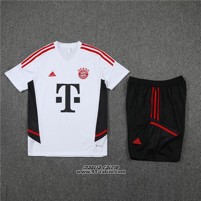 Tuta da Track
 Bayern Monaco
 Manica Corta
 2022-2023 Bianco
 - Pantaloncini
